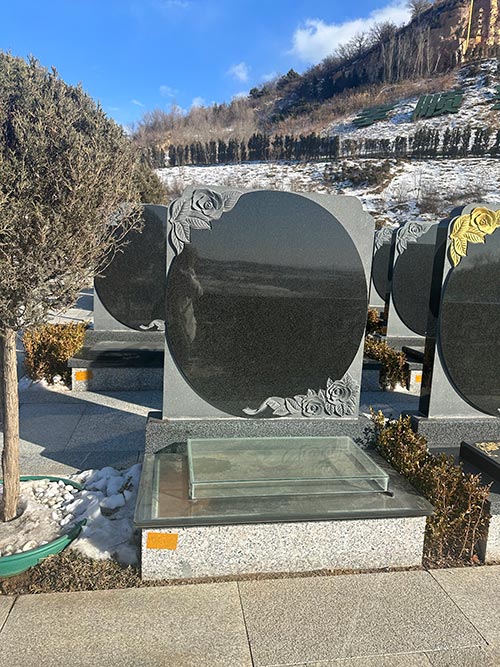 龙福山碑型