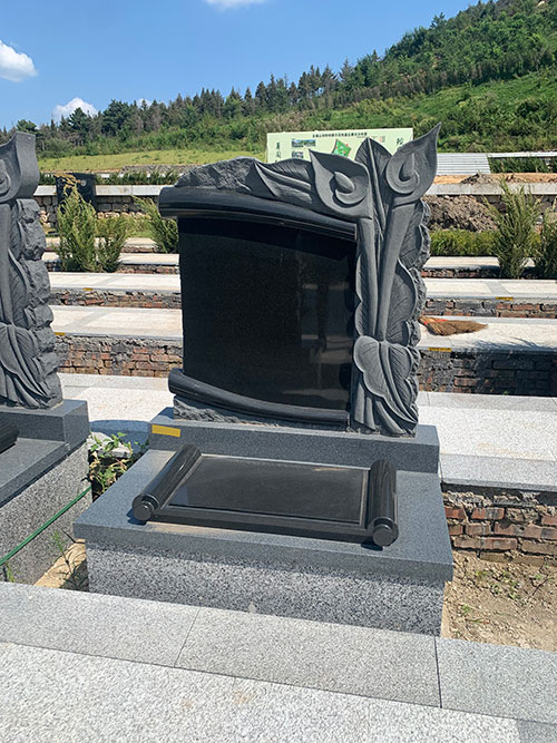 龙福山碑型